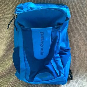 Patagonia Blue Black Hole Yerba 24L Backpack, Hiking, Excellent Condition